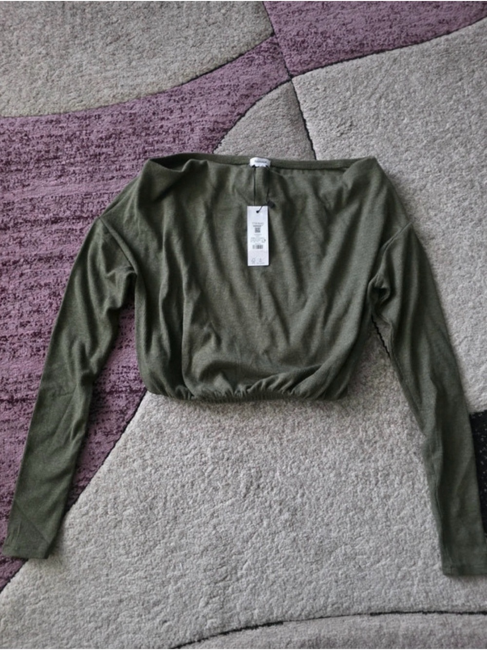 Garage Olive Green Long Sleeve Cropped Top